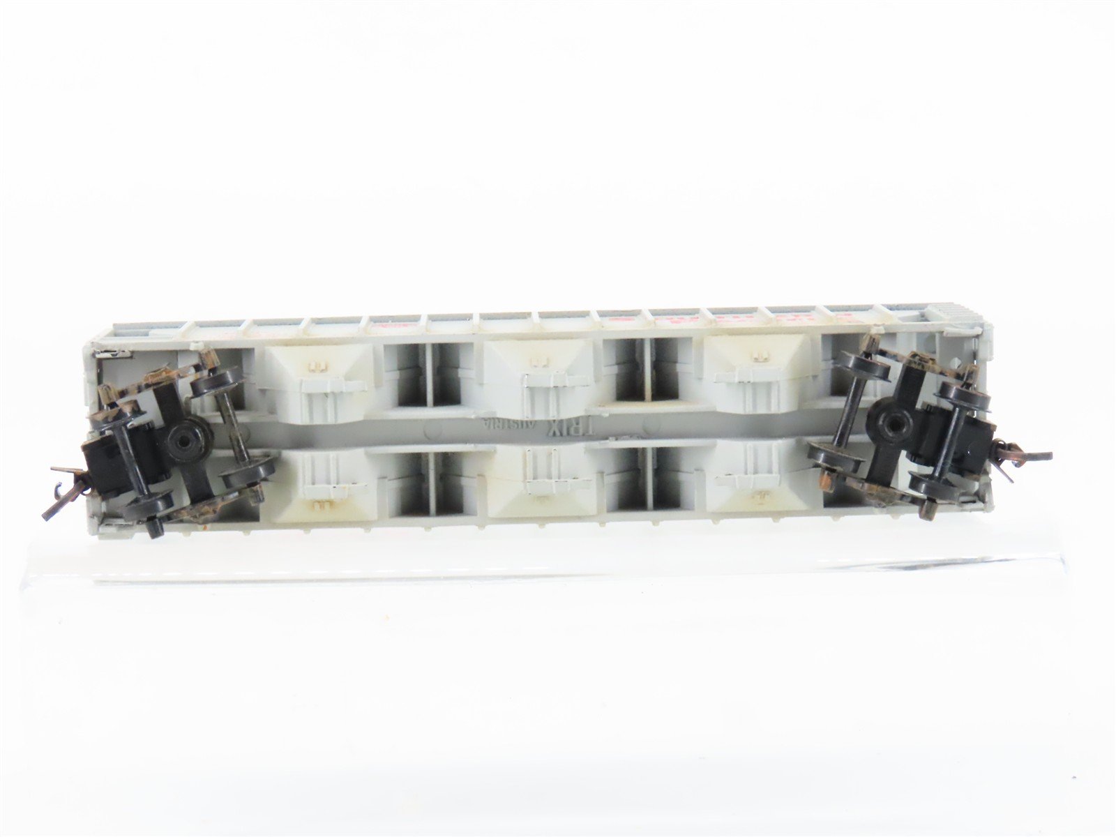 N Scale Minitrix 51313900 SP Southern Pacific 3-Bay Hopper #400469 Weathered