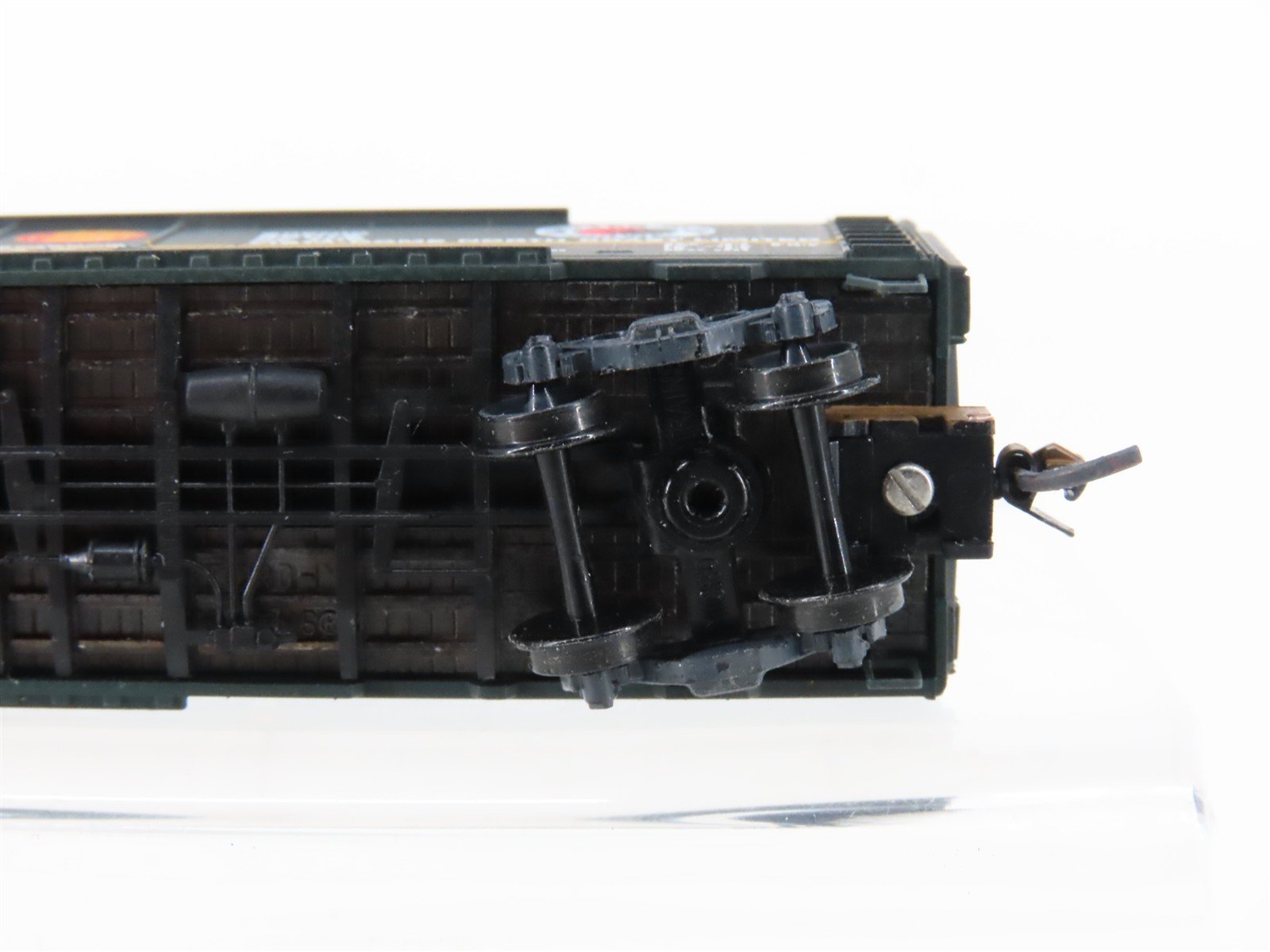 N Micro-Trains MTL 02100170 NP Northern Pacific 40' Boxcar #98522 Weathered