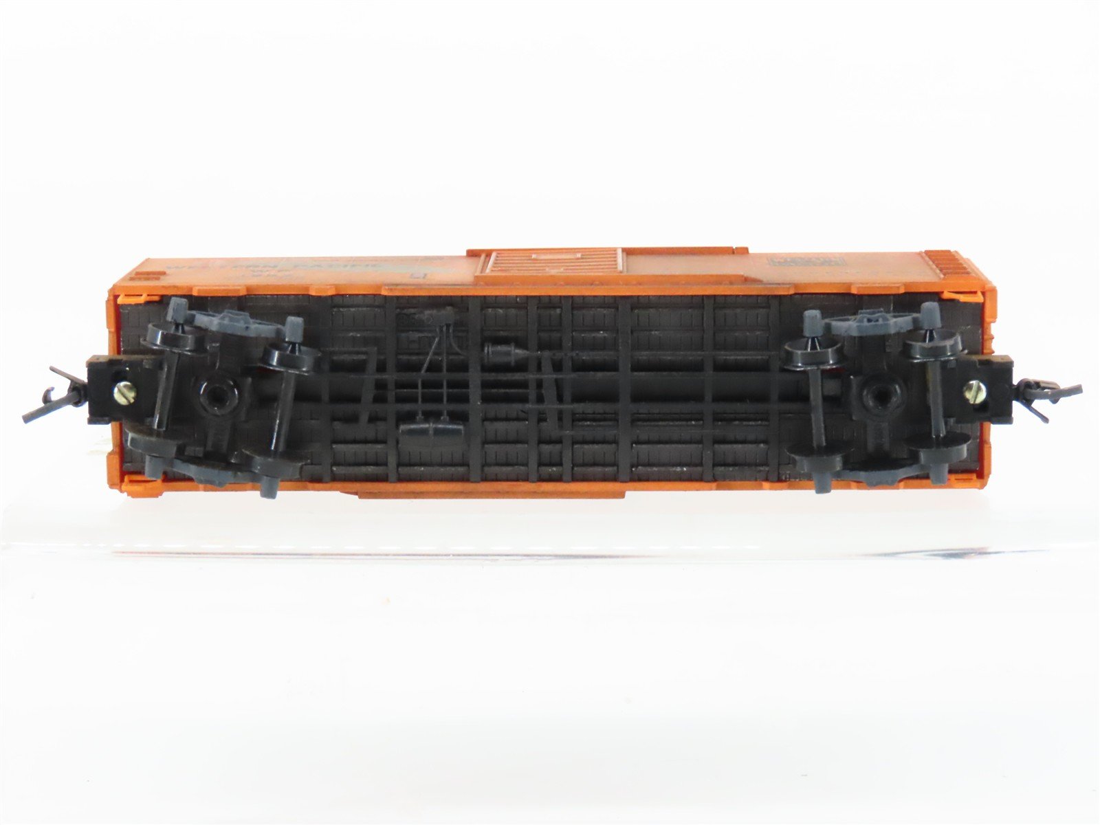 N Scale Micro-Trains MTL 20506 WP Western Pacific 40' Boxcar #1952 Weathered