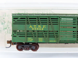 N Micro-Trains/Kadee Blue Label 35074 ATSF 40' Stock Car #68642 Weathered