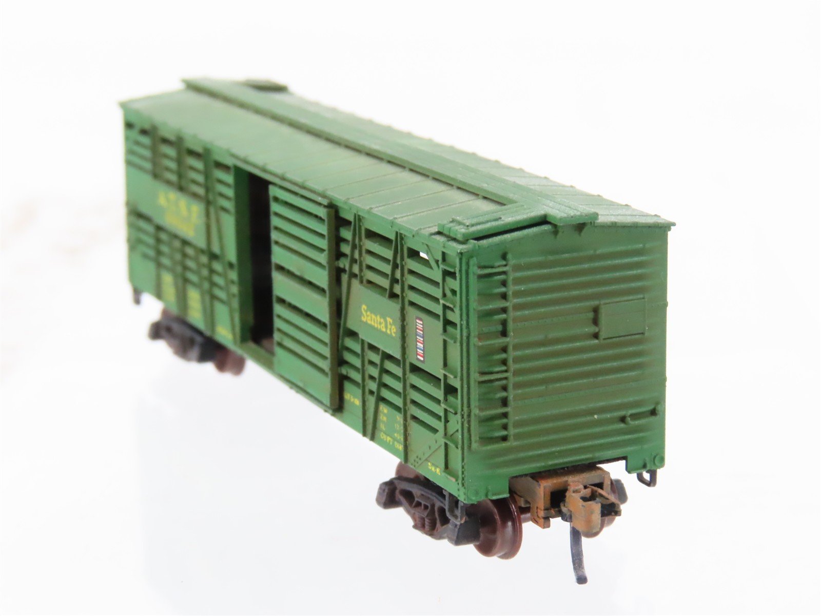 N Micro-Trains/Kadee Blue Label 35074 ATSF 40' Stock Car #68642 Weathered