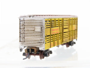 N Scale Micro-Trains/Kadee 35011 UP Union Pacific 40' Stock Car #47999 Weathered