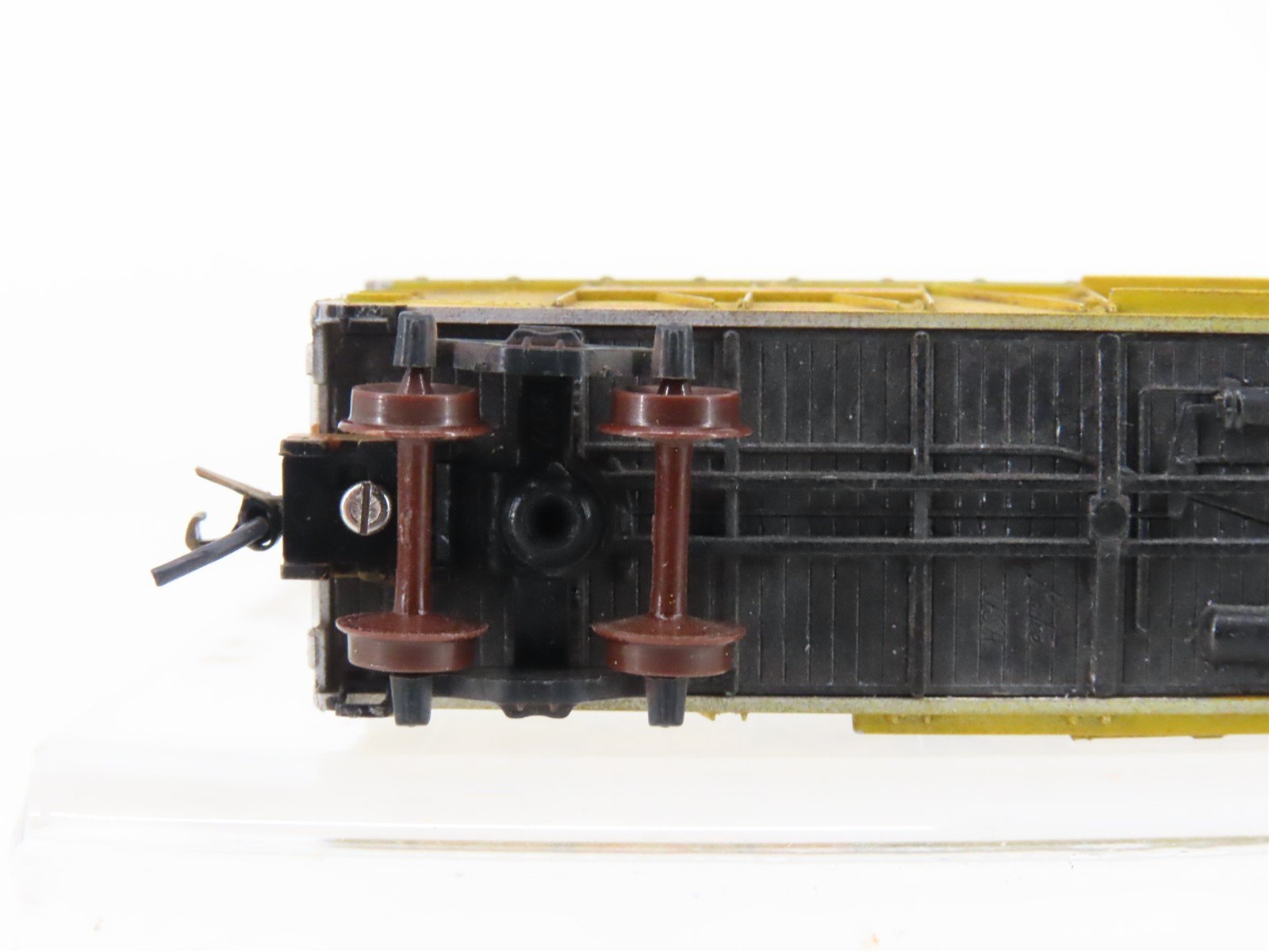 N Scale Micro-Trains/Kadee 35011 UP Union Pacific 40' Stock Car #47999 Weathered