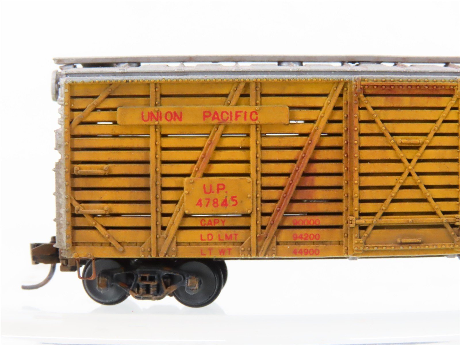 N Scale Con-Cor UP Union Pacific 40' Stock Car #47845 Weathered