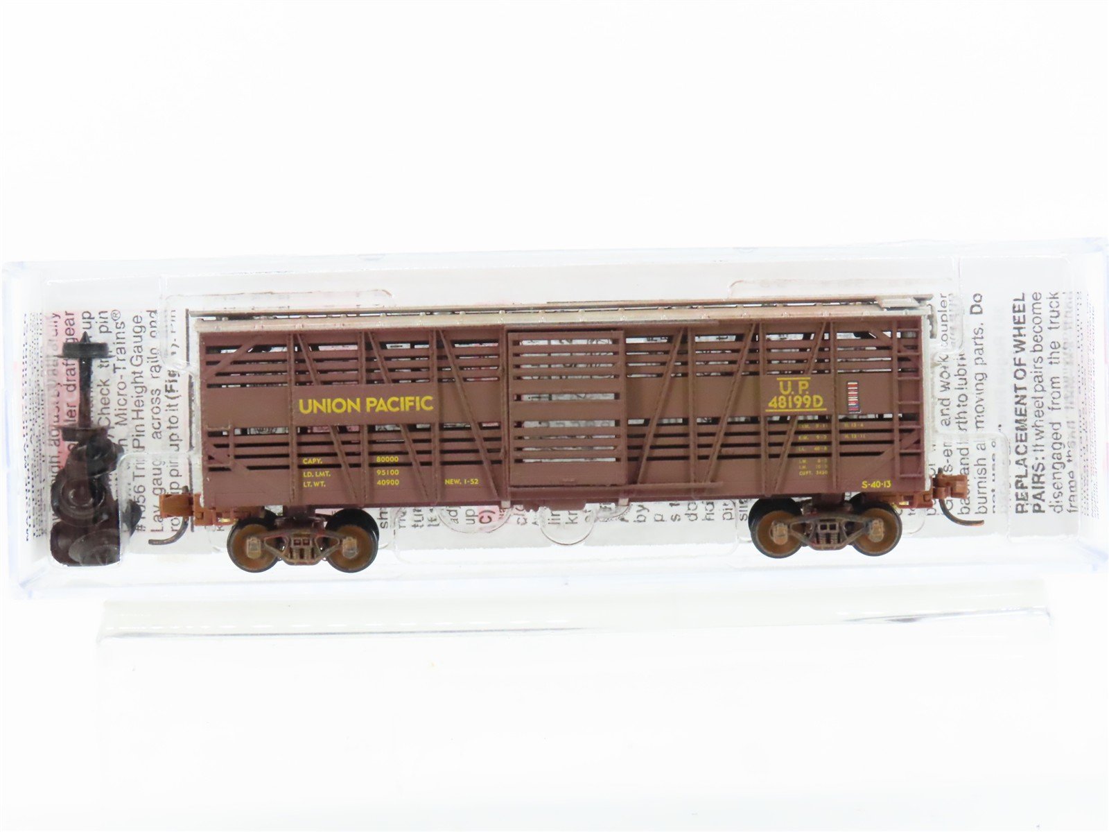 N Micro-Trains MTL 03500120 UP Union Pacific 40' Stock Car #48199D Weathered