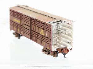 N Micro-Trains MTL 03500120 UP Union Pacific 40' Stock Car #48199D Weathered