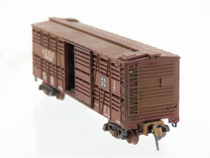 N Micro-Trains/Kadee Blue Label 35077 ATSF 40' Stock Car #50632 Weathered