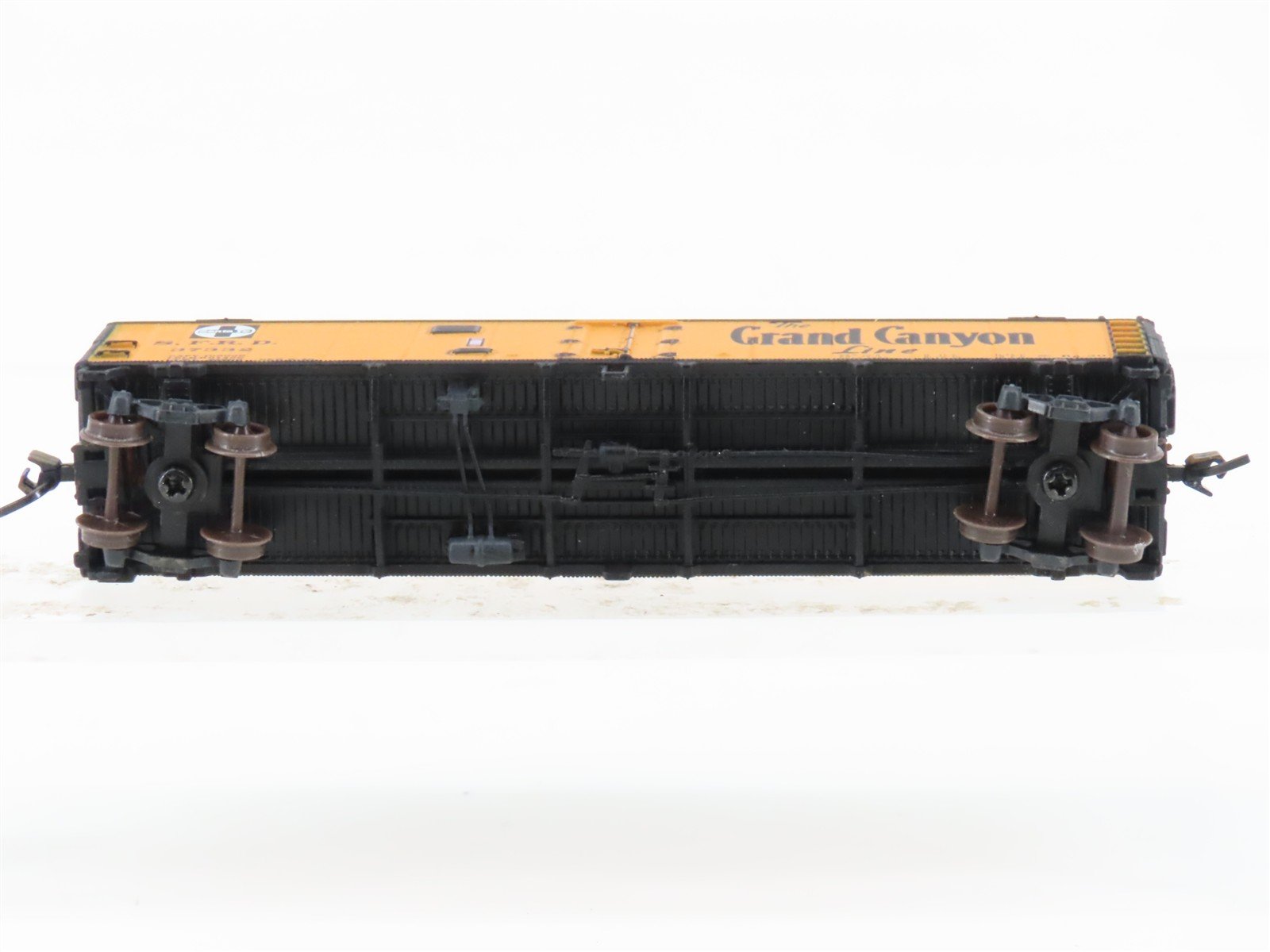N Scale Athearn RTR 11565 ATSF Santa Fe 50' Ice Bunker #37332 Weathered