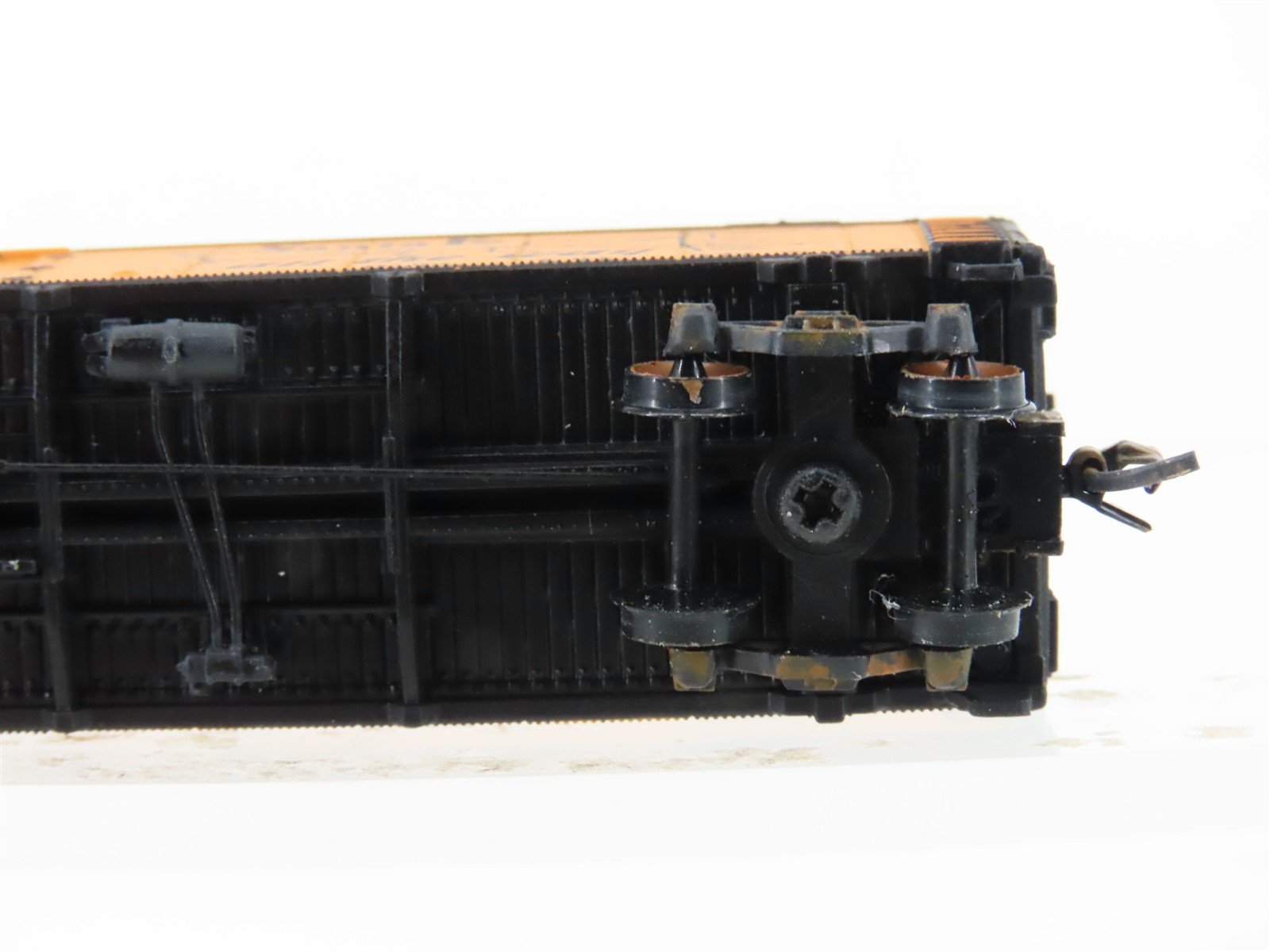N Scale Athearn RTR 11569 SFRD Santa Fe 50' Ice Bunker #37318 Weathered