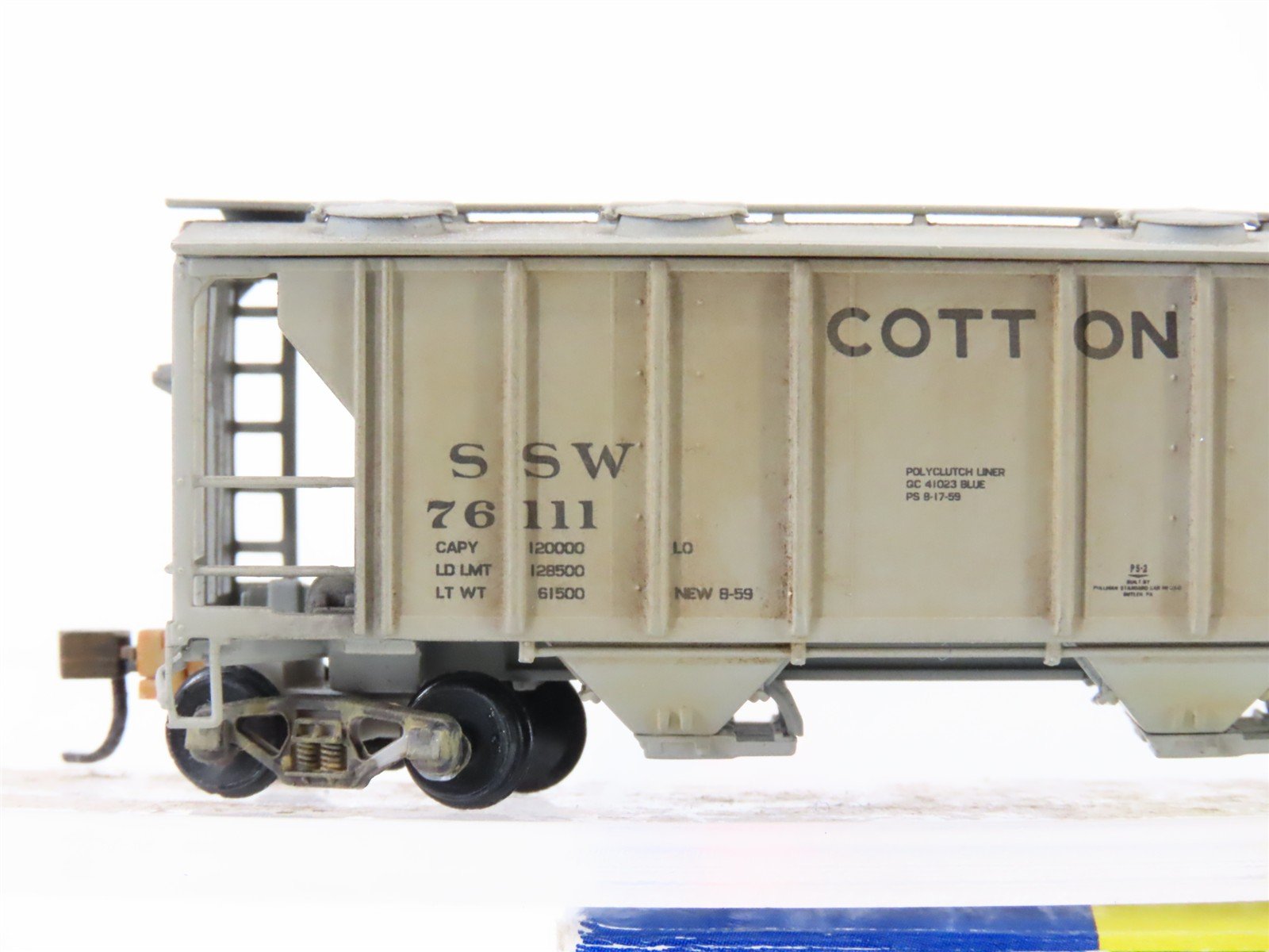 N Scale Athearn RTR 11426 SSW Cotton Belt 3-Bay Covered Hopper #76111 Weathered