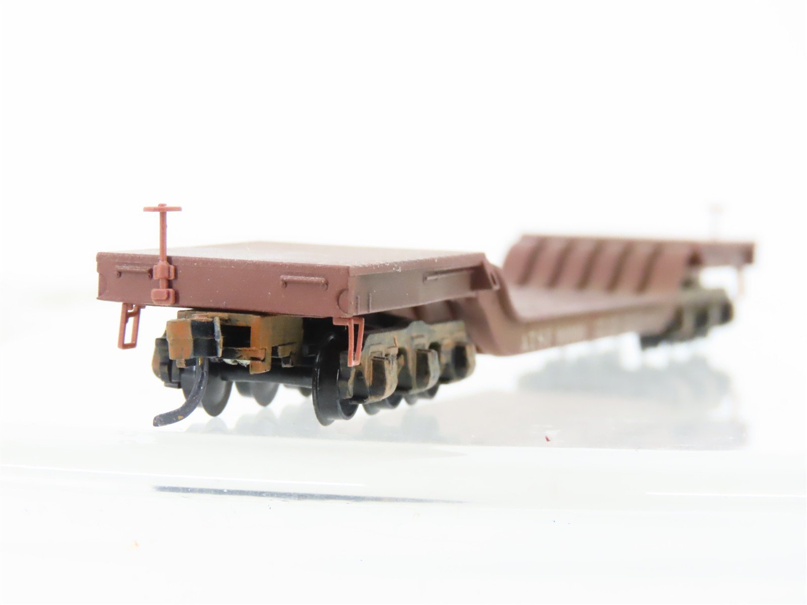 N Scale Micro-Trains MTL 109040 ATSF Depressed Center Flatcar #90000 Weathered