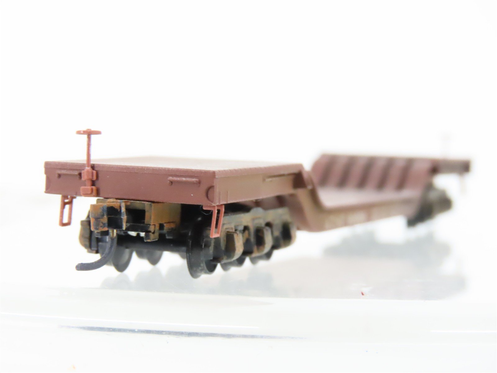 N Scale Micro-Trains MTL 109040 ATSF Depressed Center Flatcar #90000 Weathered