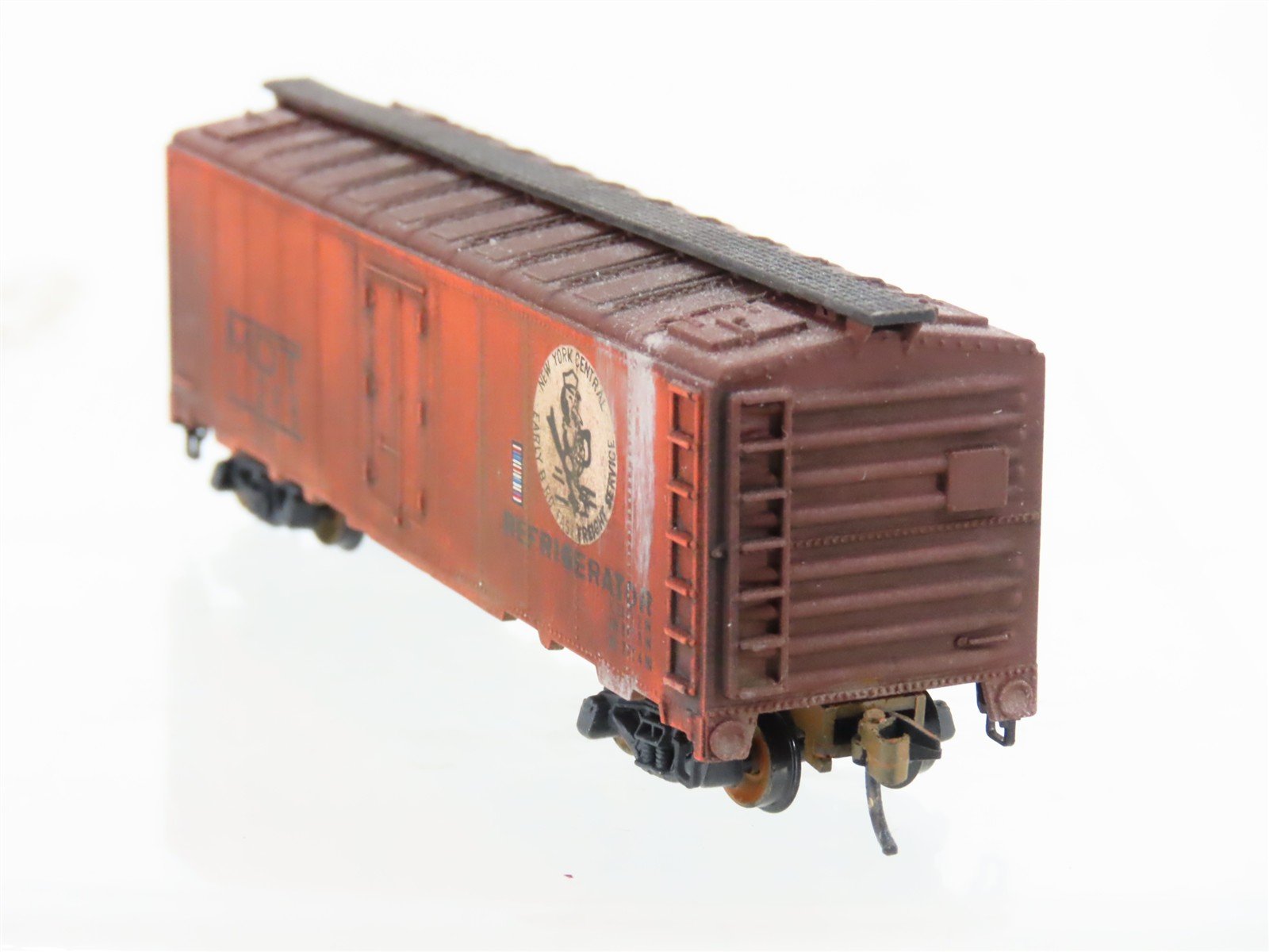 N Scale Atlas 2395 MDT New York Central Reefer Car #11288 Weathered