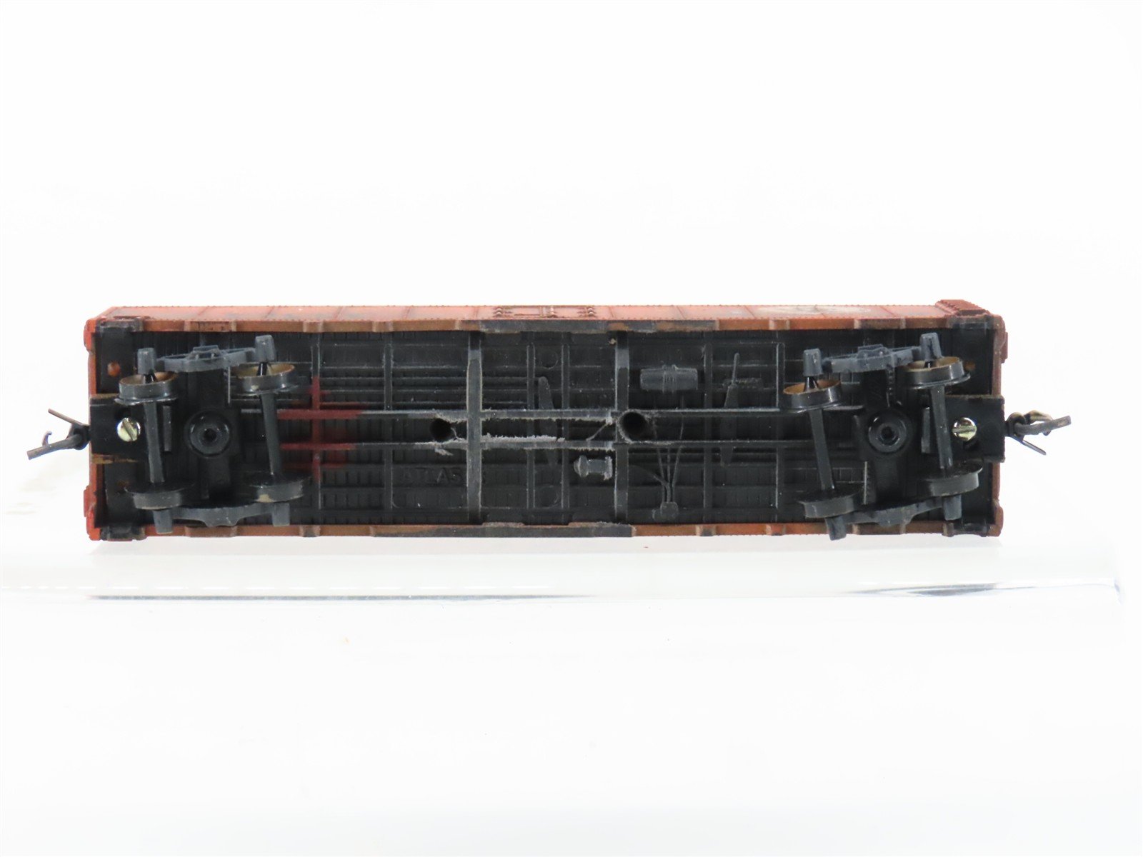 N Scale Atlas 2395 MDT New York Central Reefer Car #11288 Weathered