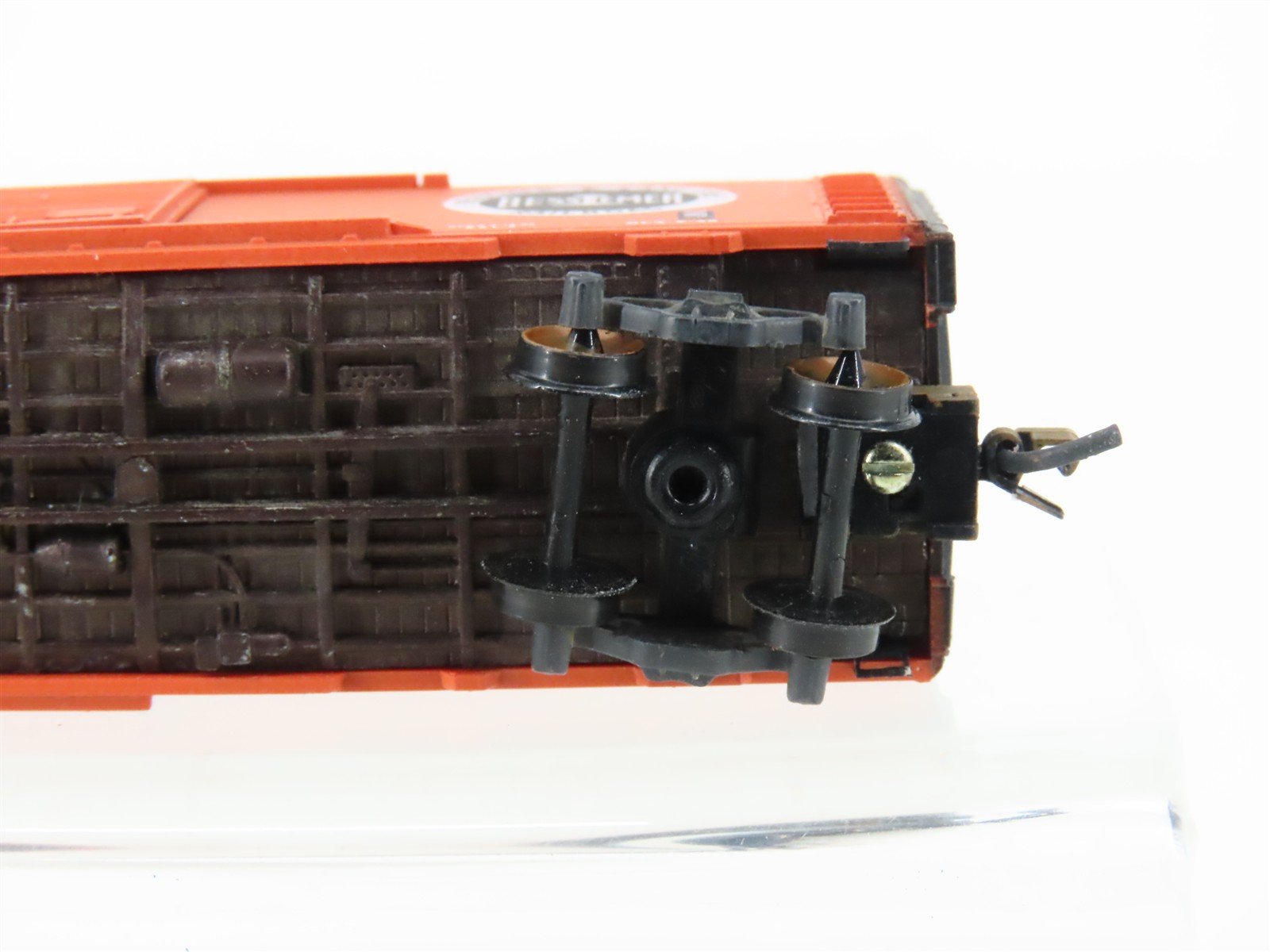N Scale Micro-Trains/Kadee 20940 B&LE Railway 40' Boxcar #81025 Weathered