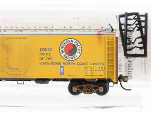N Scale Micro-Trains MTL 59590 NP Northern Pacific 40' Reefer #91039 Weathered