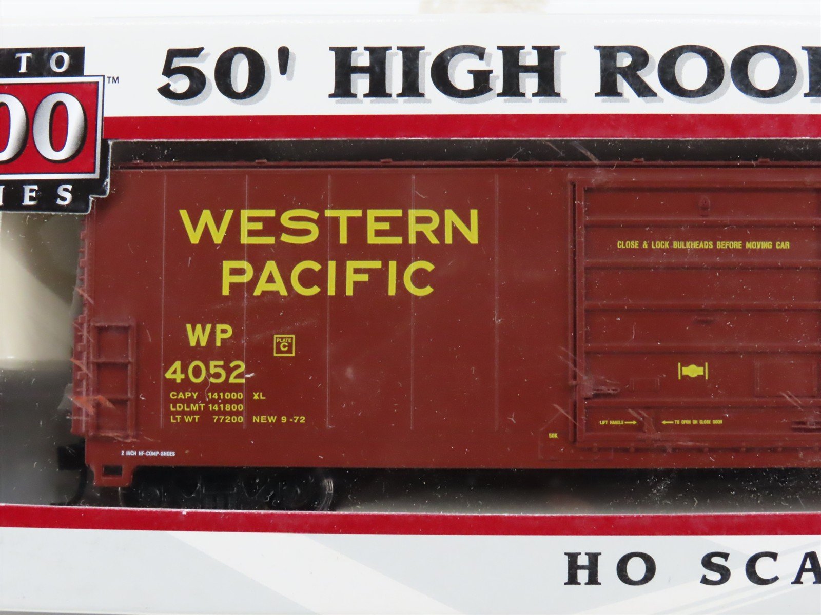 HO Scale PROTO 1000 23945 WP Western Pacific 50' Single Door Box Car #4052