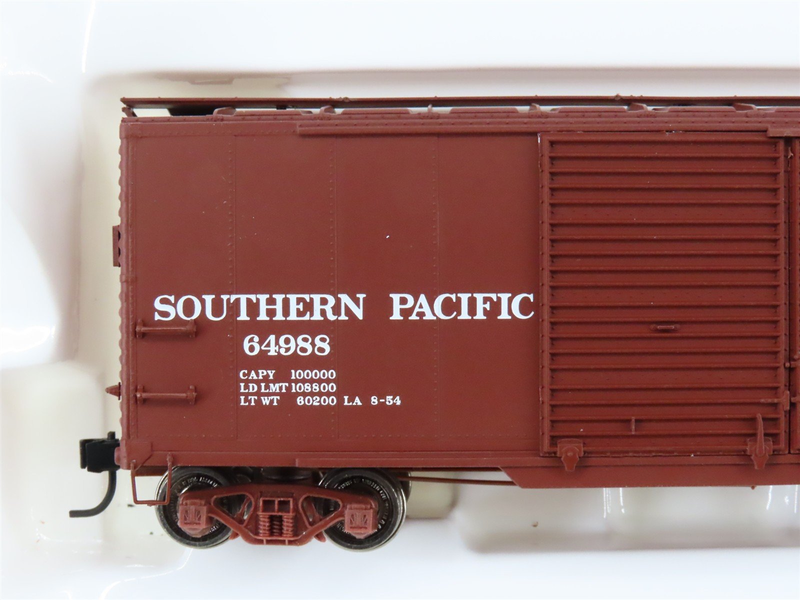 HO Scale PROTO 2000 30381 SP Southern Pacific 50' Automobile Box Car #64988