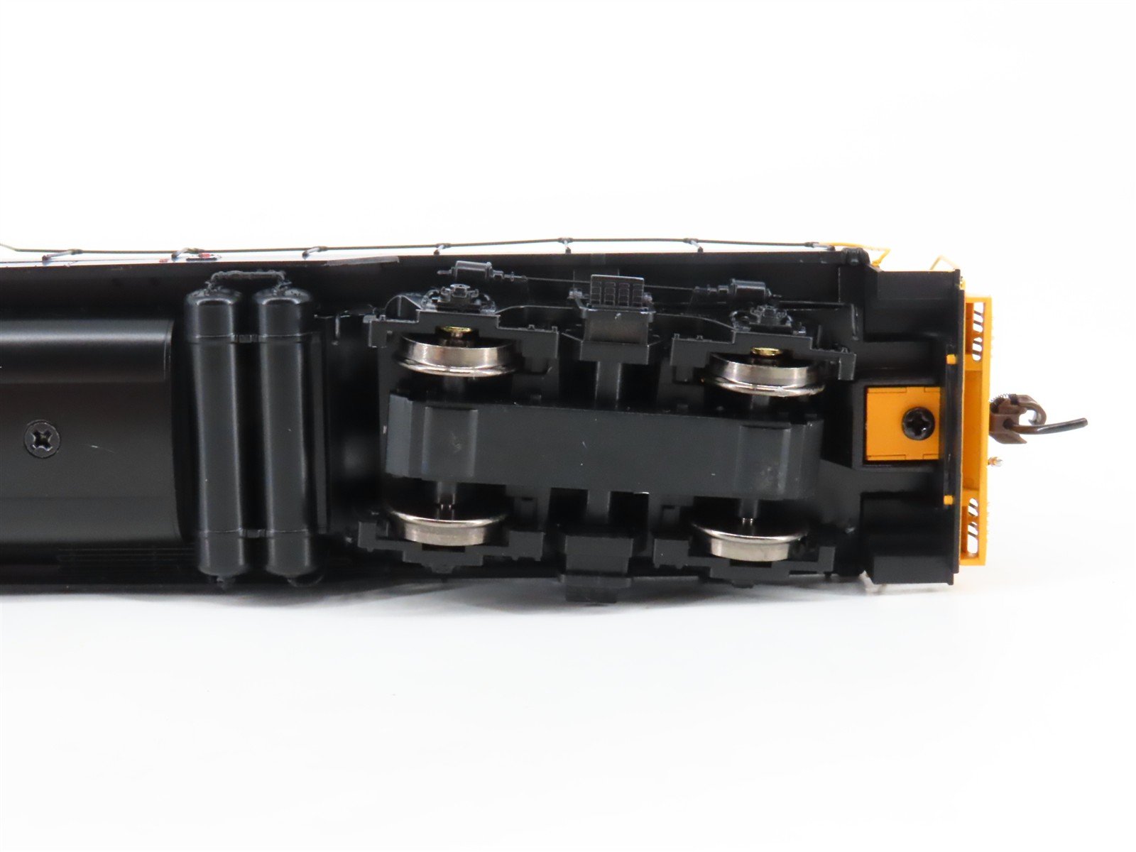 HO Athearn Genesis ATHG82717 MEC 