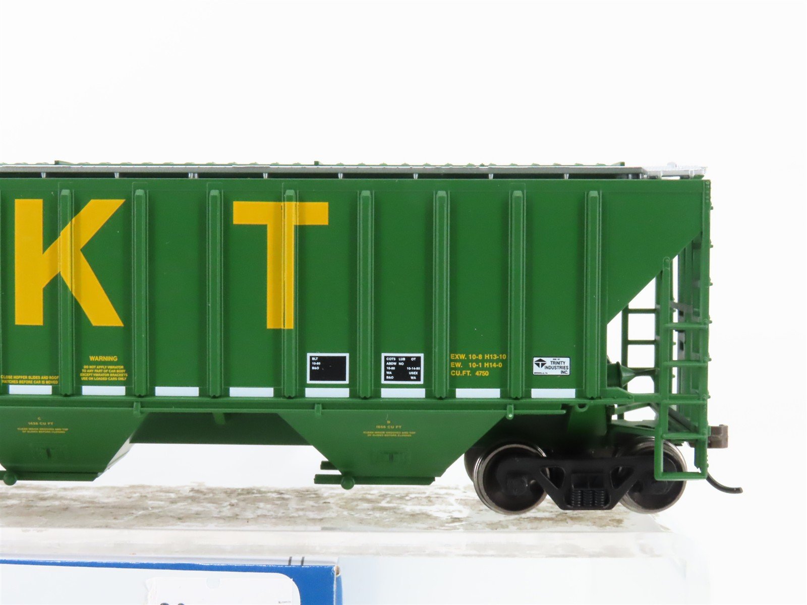 HO Scale Athearn ATH18787 MKT Missouri Kansas Texas 3-Bay Covered Hopper #4367