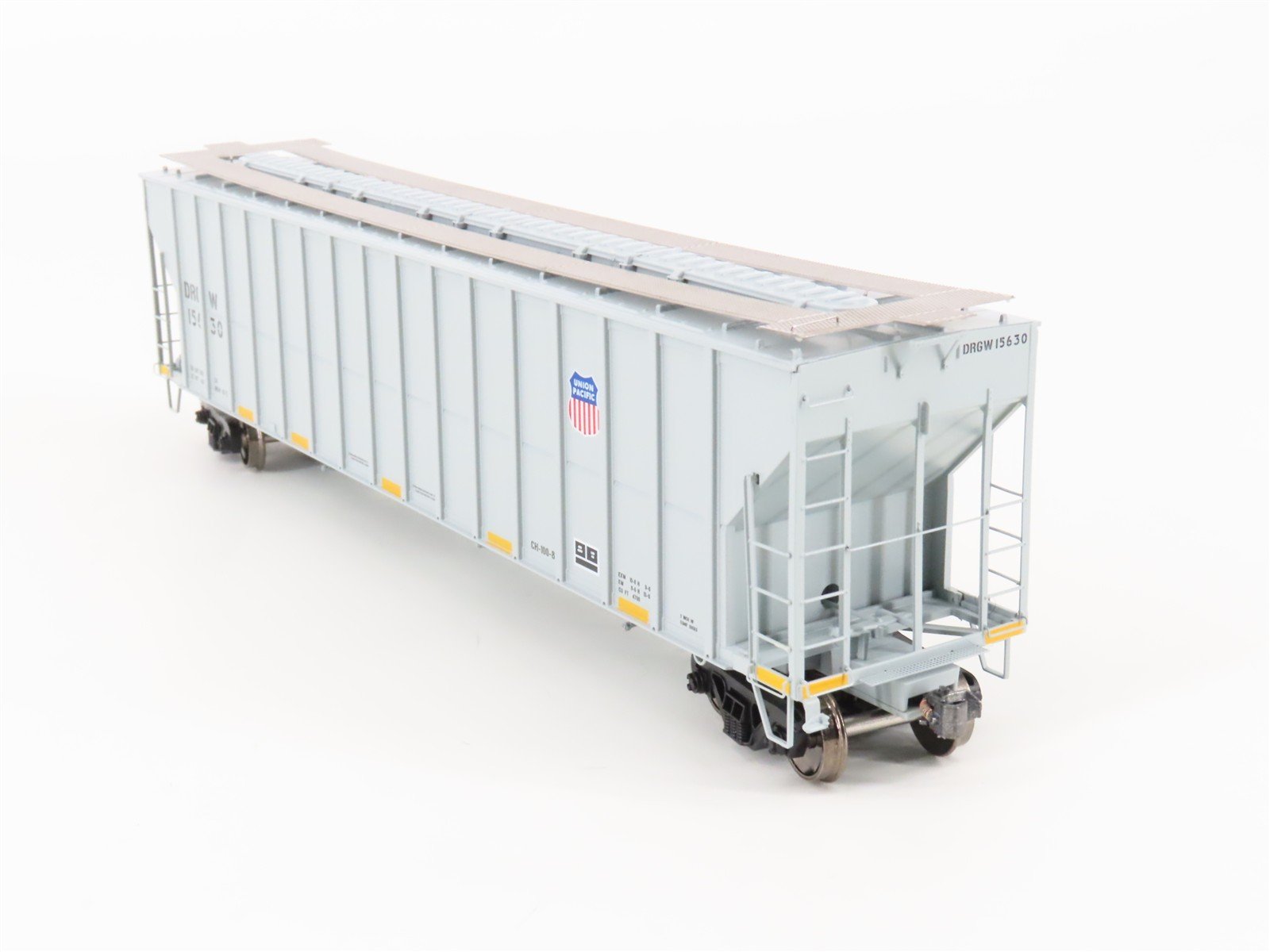 HO Scale Athearn ATH81567 DRGW Rio Grande 54' 3-Bay Covered Hopper #15630