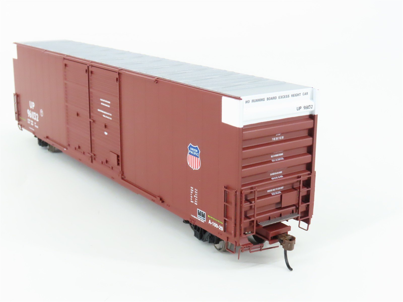HO Scale Athearn ATH90584 UP Union Pacific 60' High Cube Box Car #961132