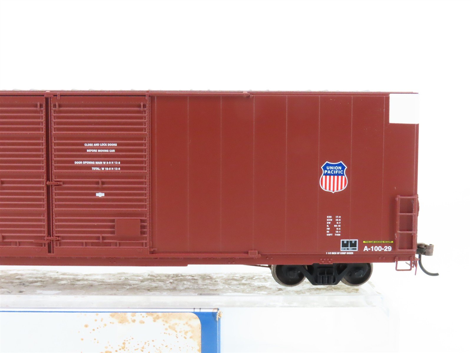 HO Scale Athearn ATH90584 UP Union Pacific 60' High Cube Box Car #961132