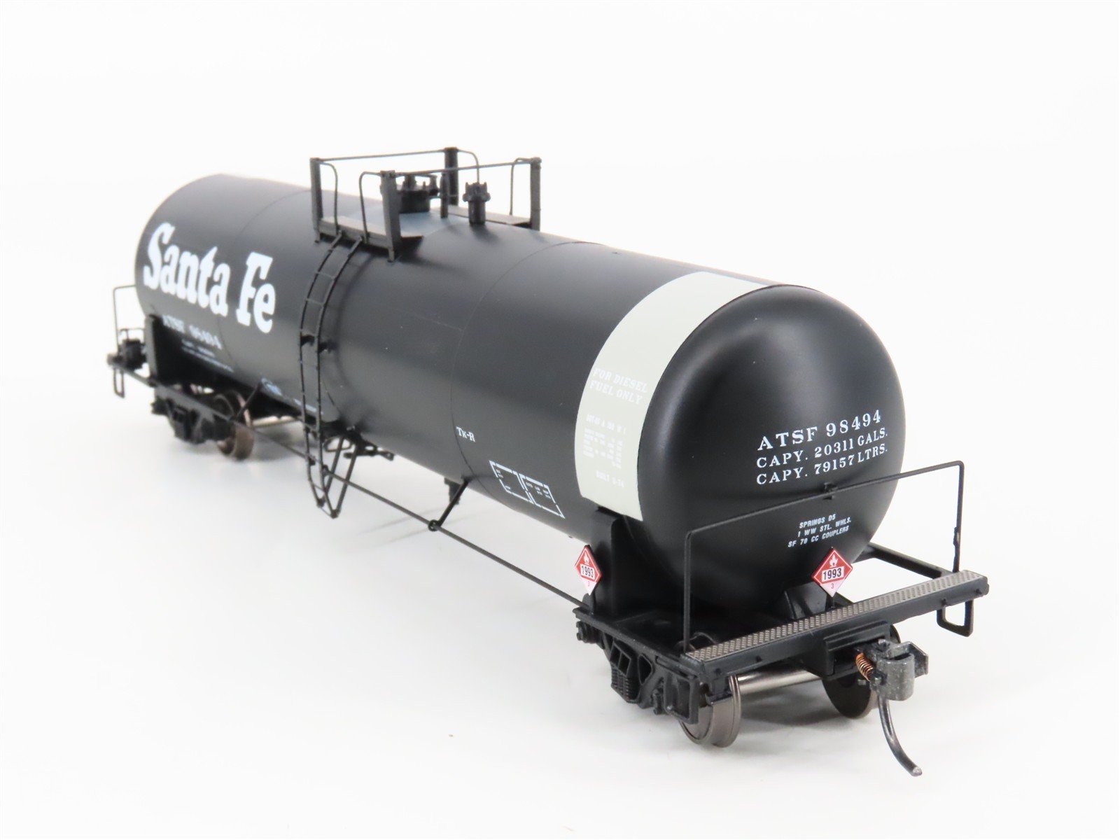 HO Scale Athearn ATH15946 ATSF Santa Fe Railroad General Service Tank Car #98494