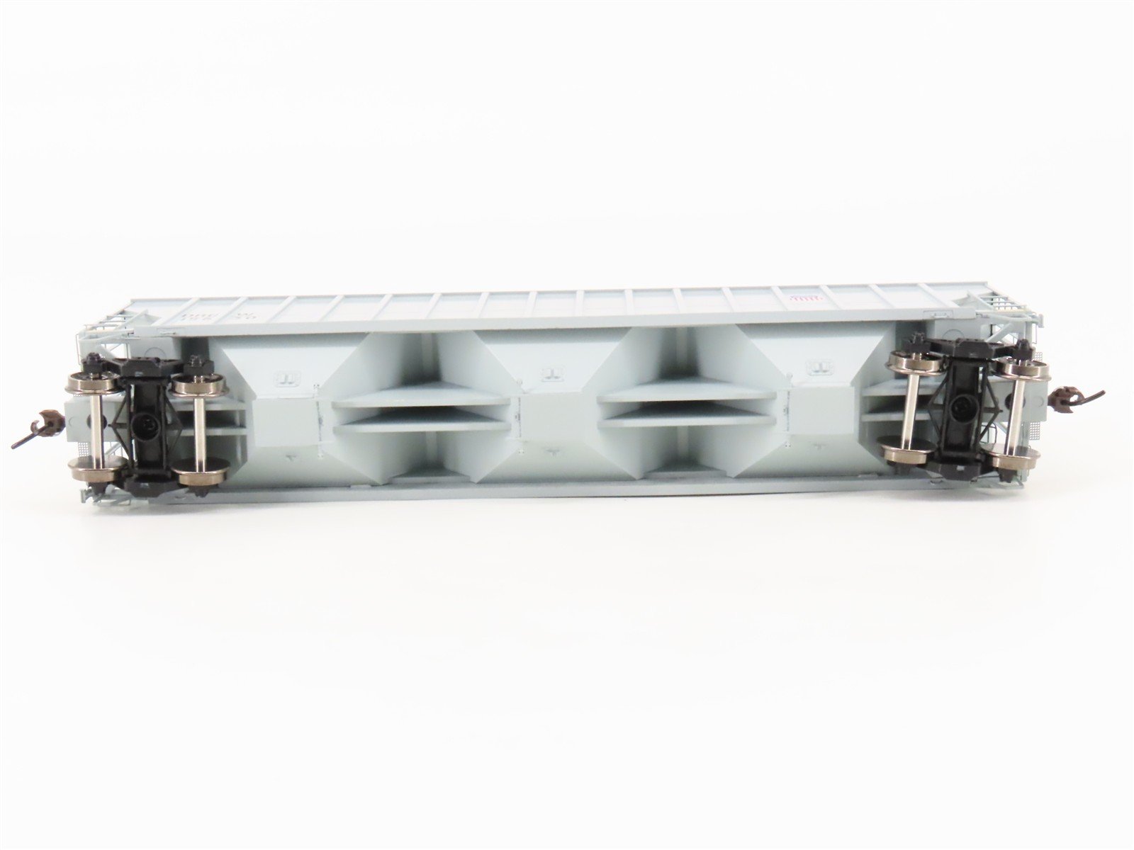 HO Scale Athearn ATH81567 UP DRGW Rio Grande 54' 3-Bay Covered Hopper #15630