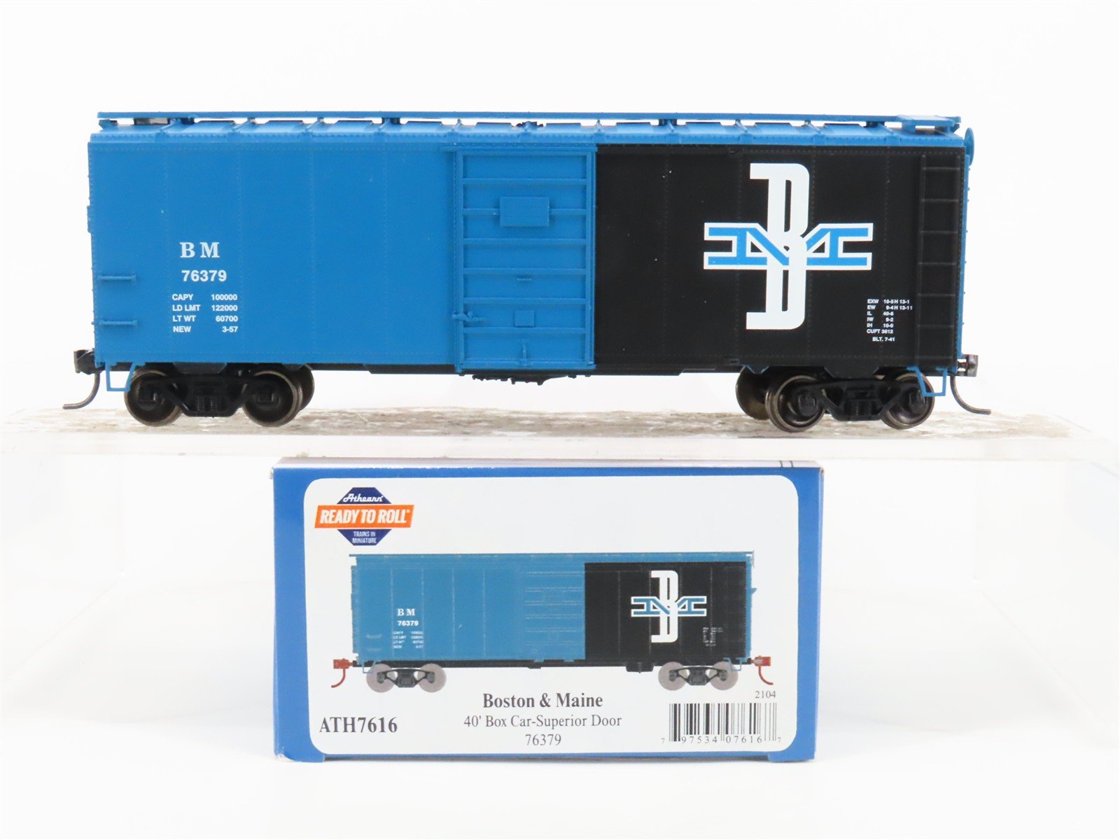 HO Scale Athearn ATH7616 BM Boston & Maine 40' Single Door Box Car #76379