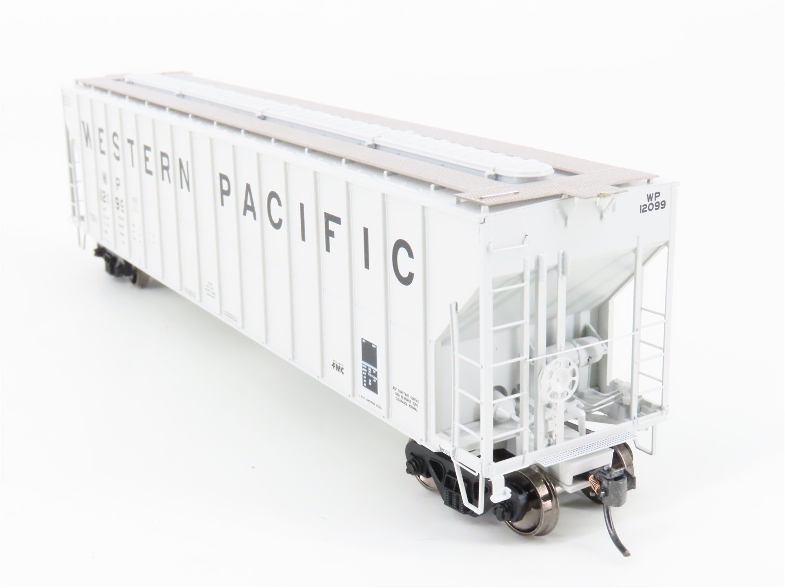 HO Scale Athearn ATH81576 WP Western Pacific 54' Covered 3-Bay Hopper #12099