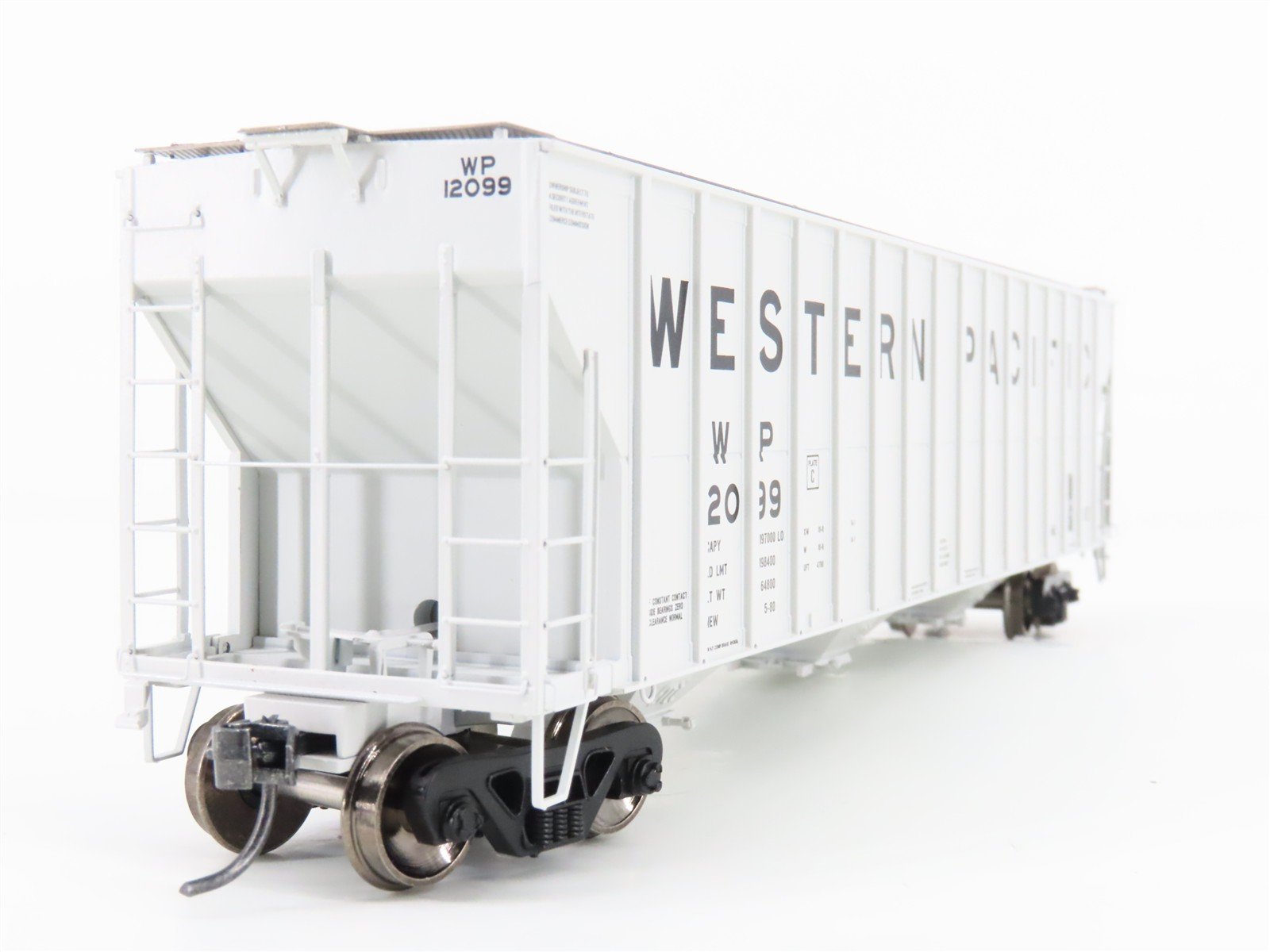 HO Scale Athearn ATH81576 WP Western Pacific 54' Covered 3-Bay Hopper #12099