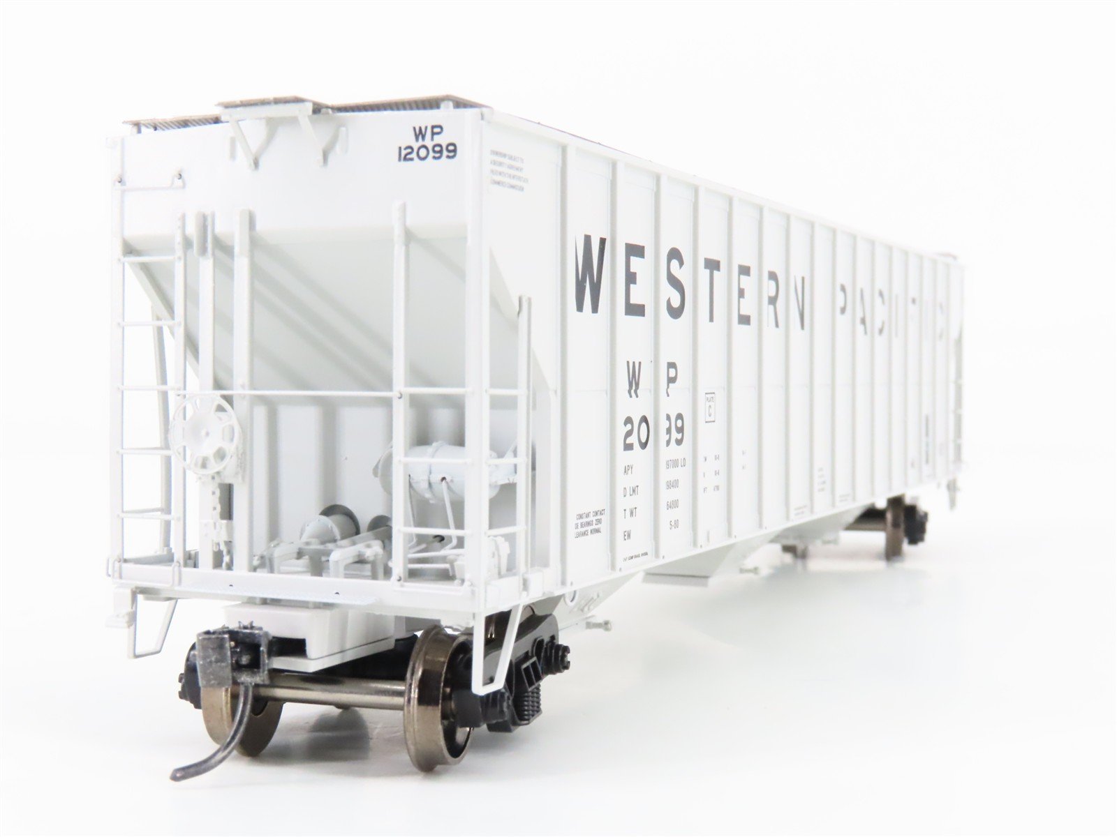 HO Scale Athearn ATH81576 WP Western Pacific 54' Covered 3-Bay Hopper #12099