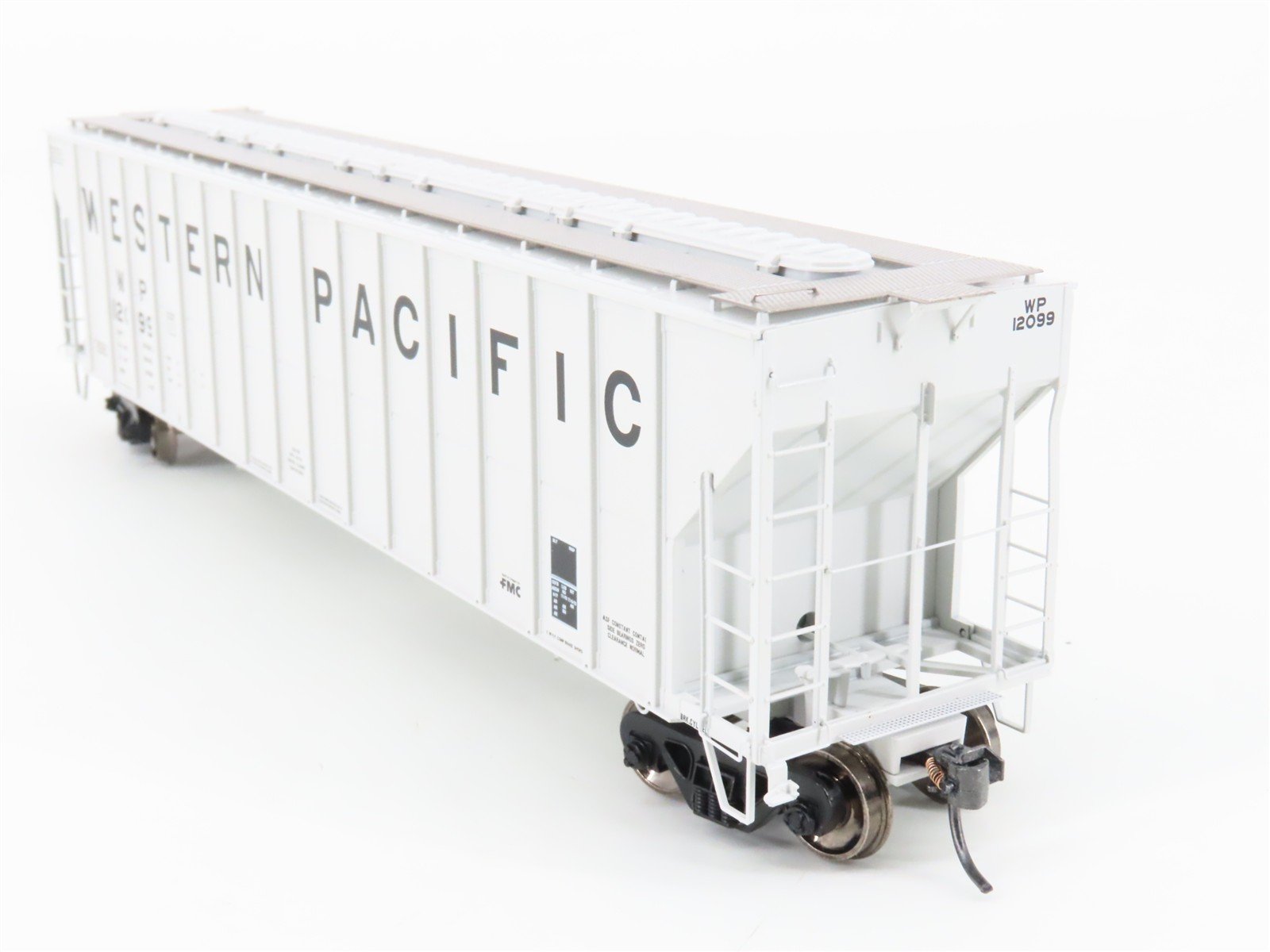 HO Scale Athearn ATH81576 WP Western Pacific 54' Covered 3-Bay Hopper #12099