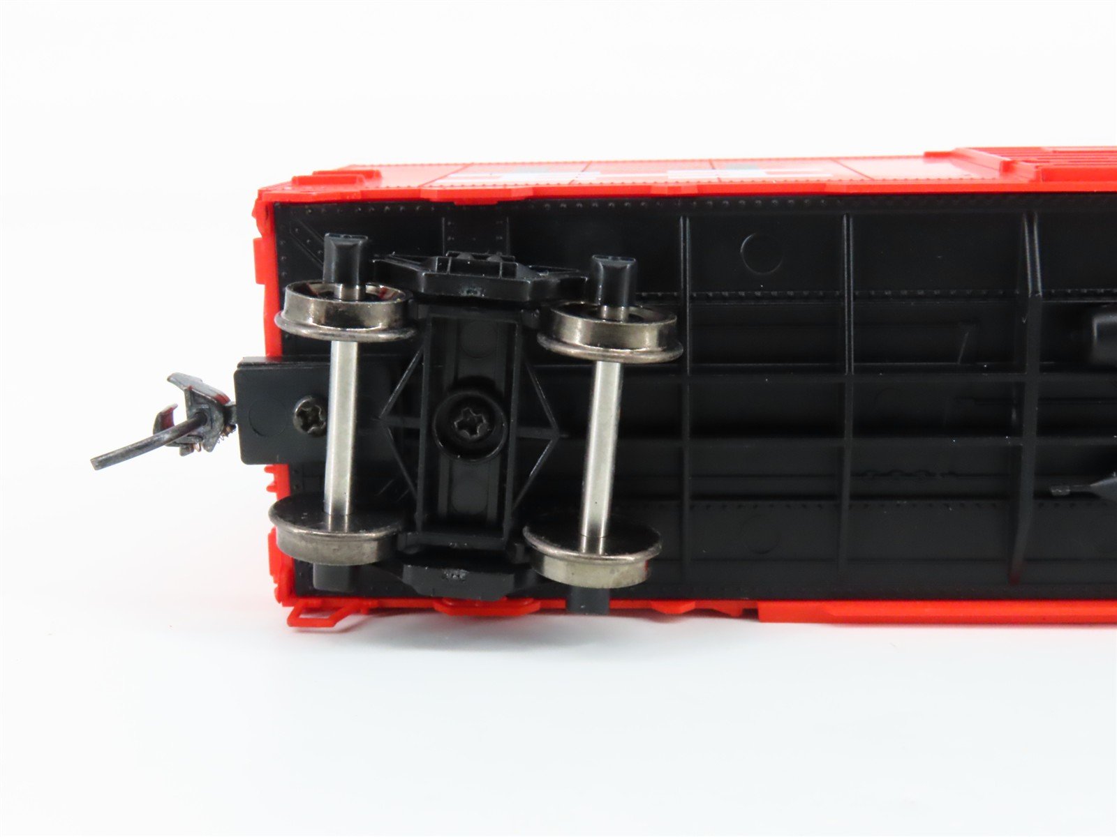 HO Scale Athearn ATH7627 NH New Haven Railroad 40' Single Door Box Car #31520