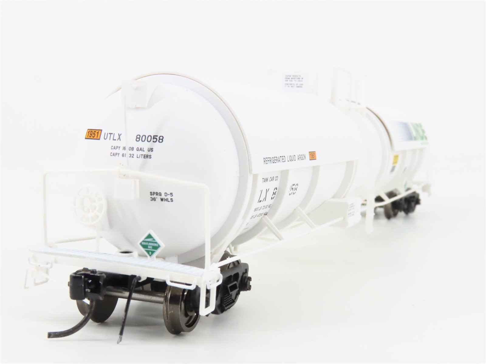 HO Scale Broadway Limited Imports 6316 UTLX Linde Cryogenic Tank Car 2-Pack