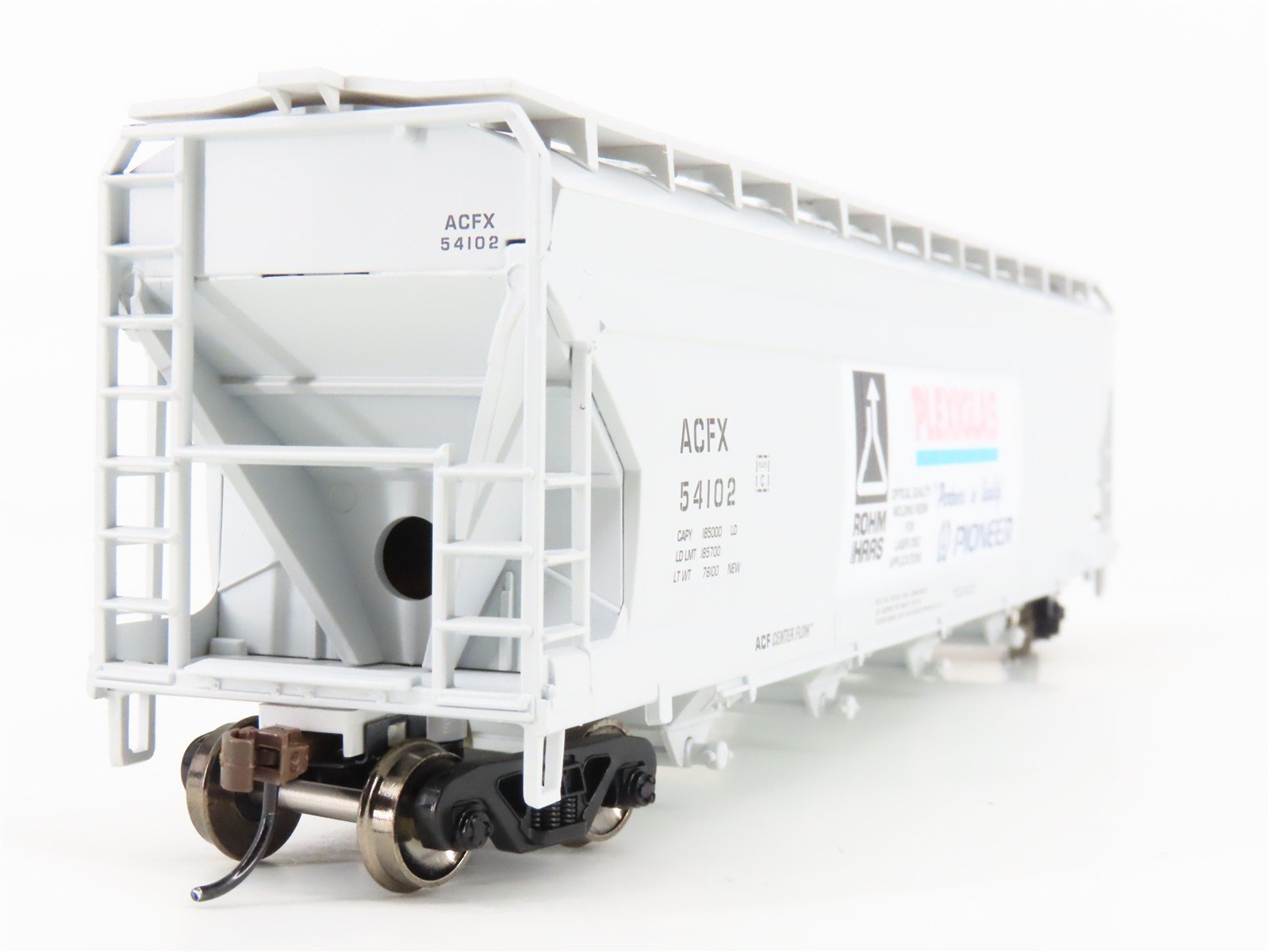 HO Athearn Roundhouse RND1198 ACFX Plexiglas 4-Bay Centerflow Hopper #54102