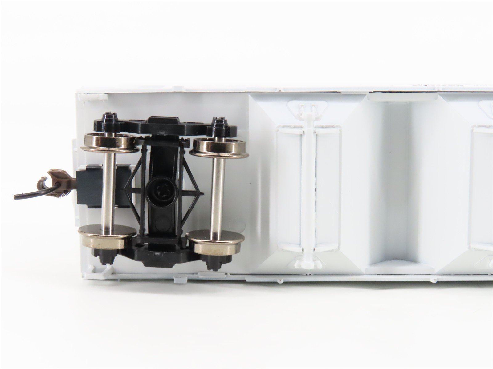 HO Athearn Roundhouse RND1198 ACFX Plexiglas 4-Bay Centerflow Hopper #54102