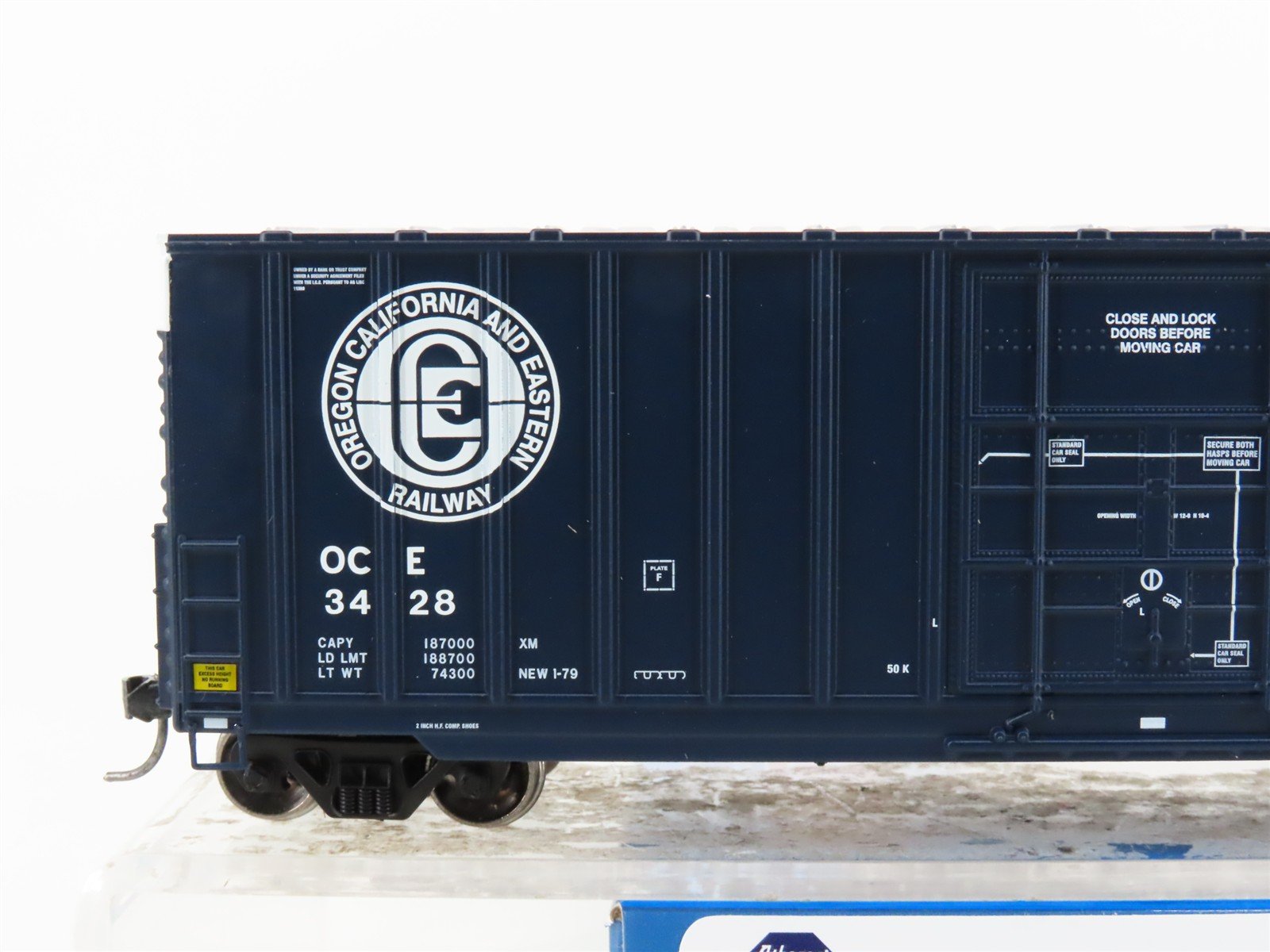 HO Athearn Roundhouse RND1525 OCE Oregon California & Eastern 50' Box Car #3428