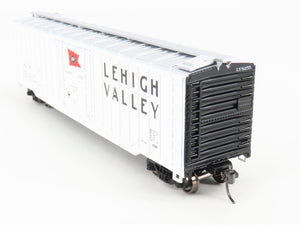 HO Athearn Roundhouse RND40236 LV Lehigh Valley 50' Plug Door Box Car #8255