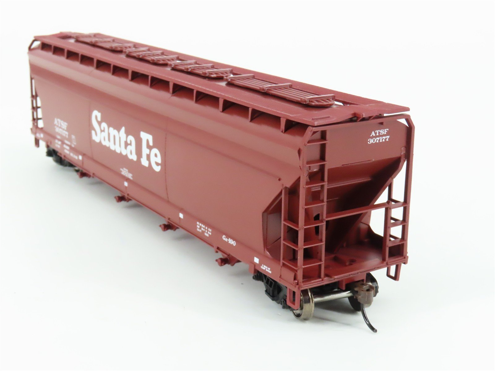 HO Athearn Roundhouse RND1178 ATSF Santa Fe 4-Bay Centerflow Hopper #307177