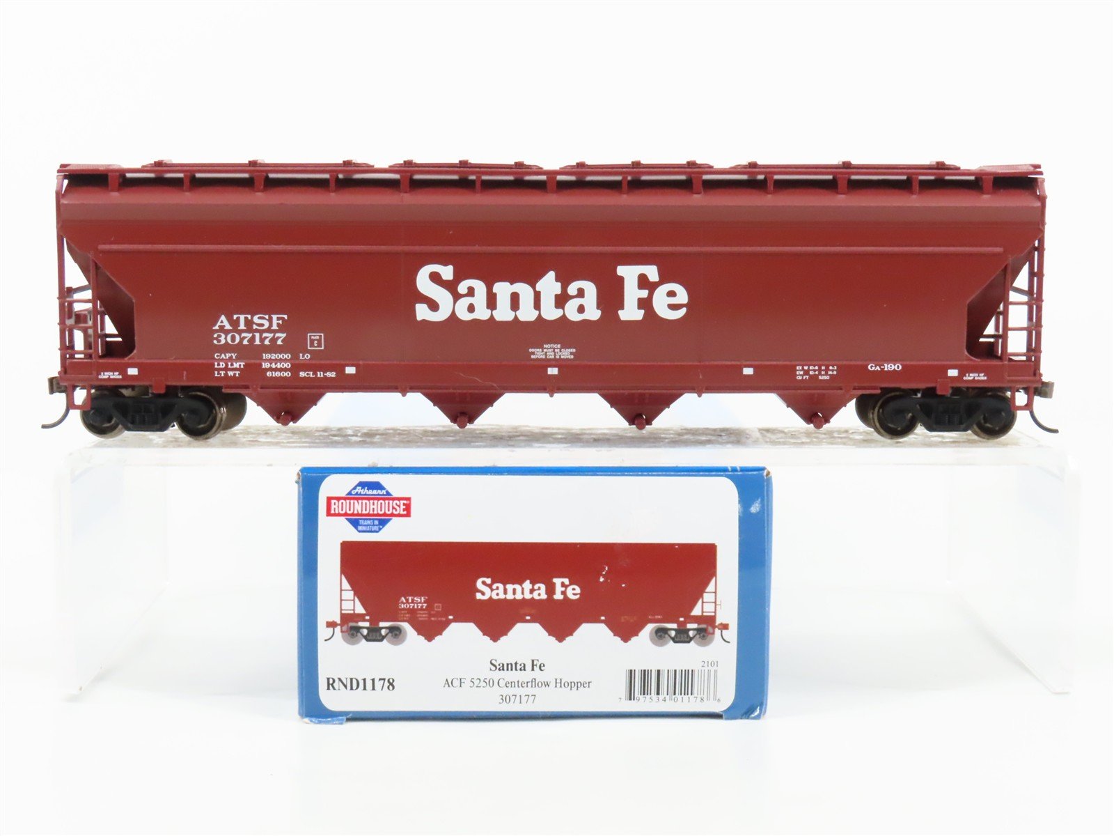 HO Athearn Roundhouse RND1178 ATSF Santa Fe 4-Bay Centerflow Hopper #307177