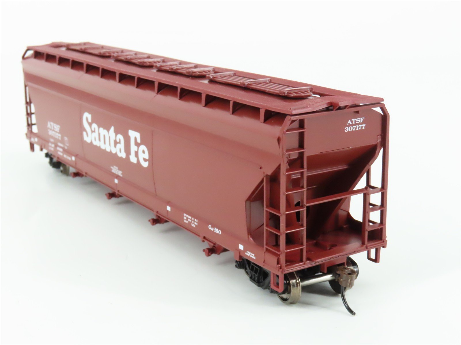 HO Athearn Roundhouse RND1178 ATSF Santa Fe 4-Bay Centerflow Hopper #307177