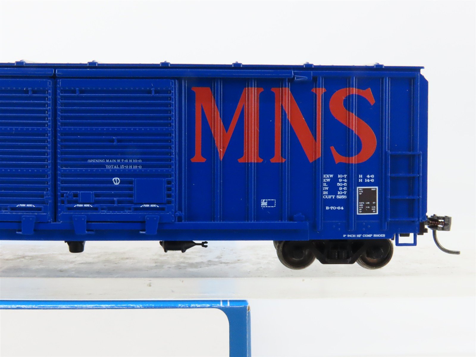 HO Scale Athearn Roundhouse RND97983 MNS Railway 50' Double Door Box Car #900008
