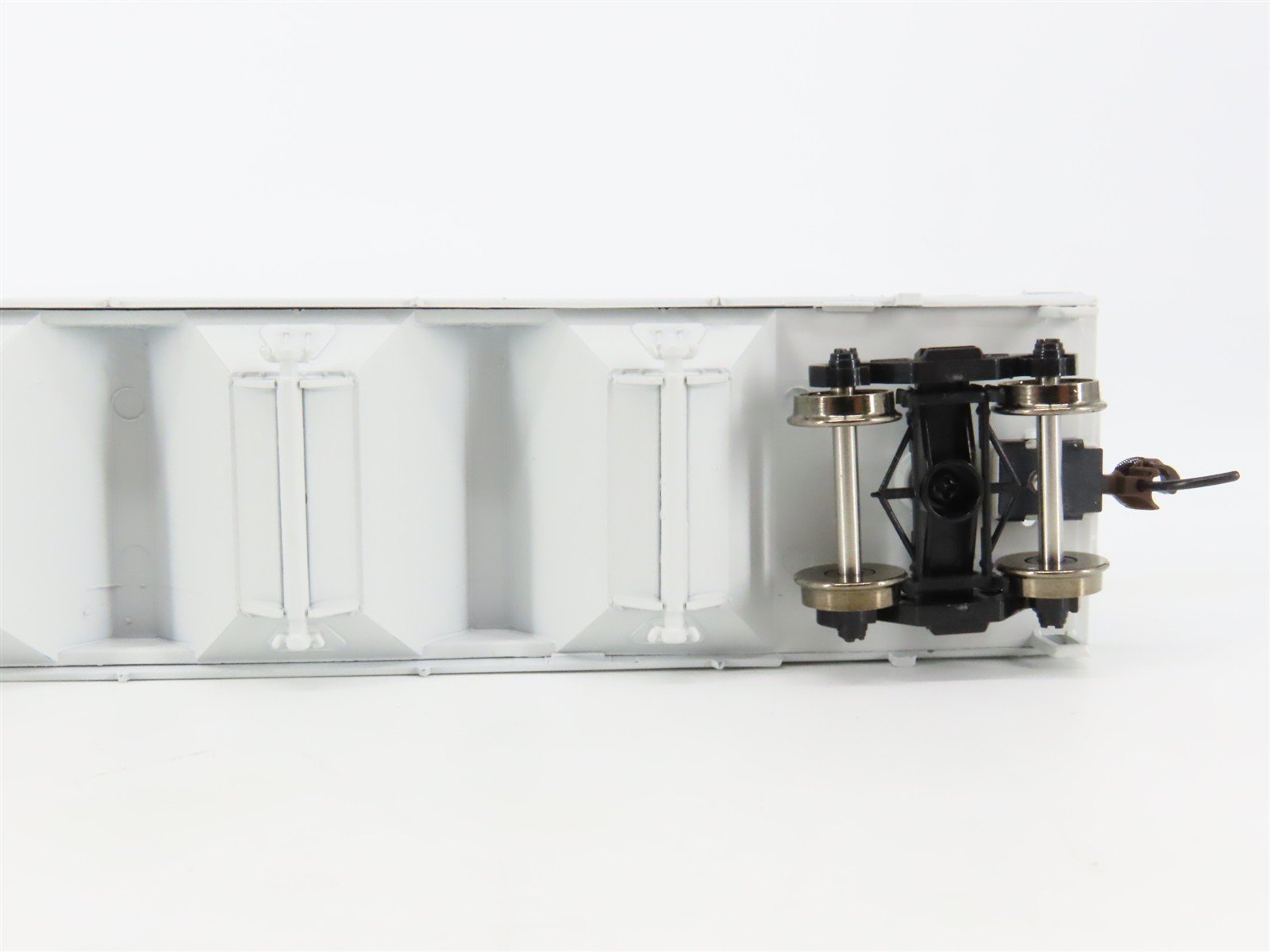 HO Scale Athearn Roundhouse RND1198 ACF Plexiglas 4-Bay Centerflow Hopper #54102