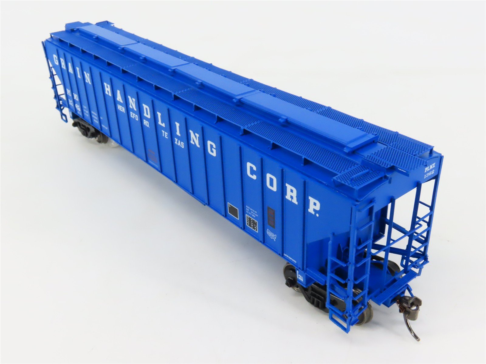 HO Scale InterMountain 453106-04 PLMX Grain Handling Corp 3-Bay Hopper #1362