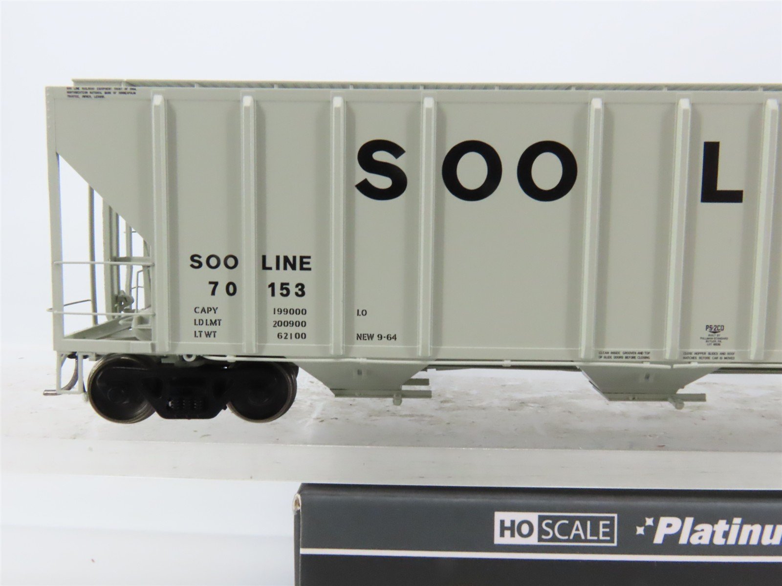HO Scale ExactRail Platinum EP-80170-7 SOO Line 3-Bay Covered Hopper #70153