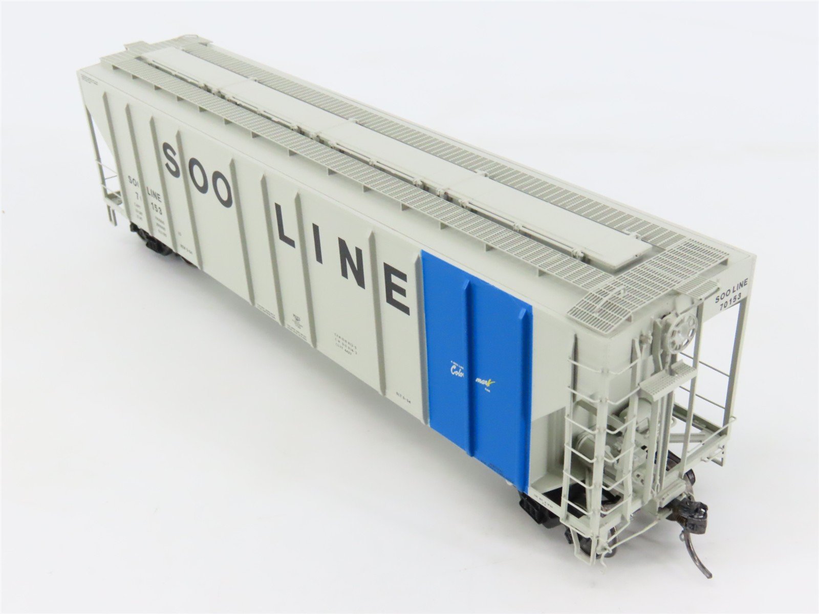 HO Scale ExactRail Platinum EP-80170-7 SOO Line 3-Bay Covered Hopper #70153