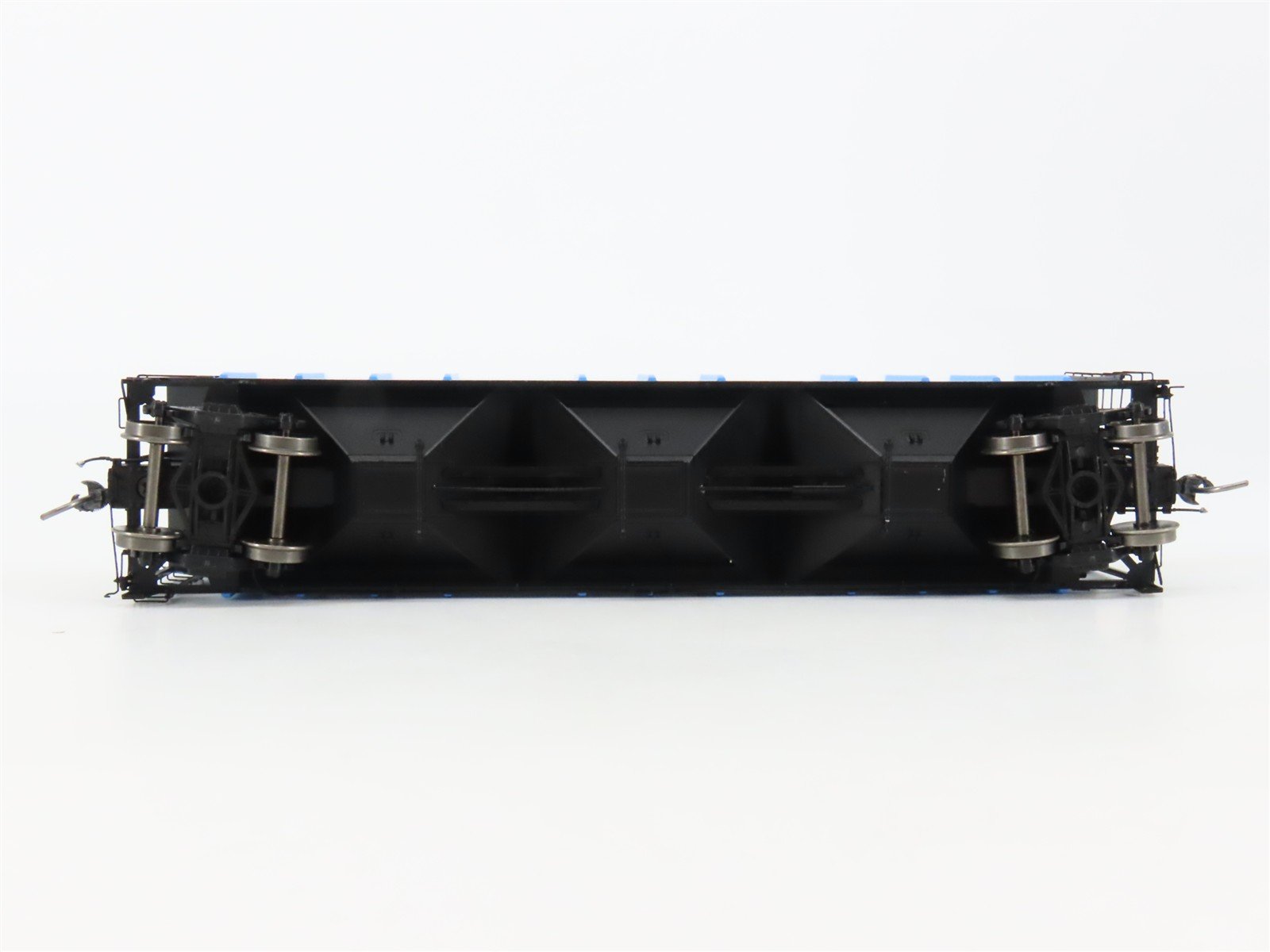 HO Scale ExactRail Platinum EP-80210-2 TLDX Carborundum 3-Bay Hopper #3807