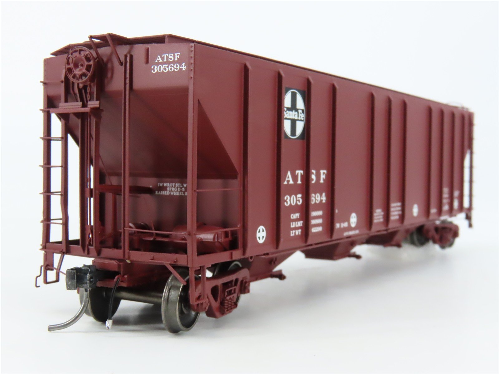 HO Scale ExactRail Platinum EP-80199-1 ATSF Santa Fe 3-Bay Hopper #305694